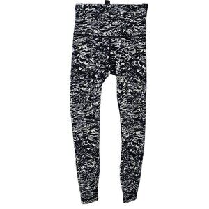 Lululemon Wunder Under Hi-Rise 7/8 Tight 25", Luxtreme, Athletic, Size 2